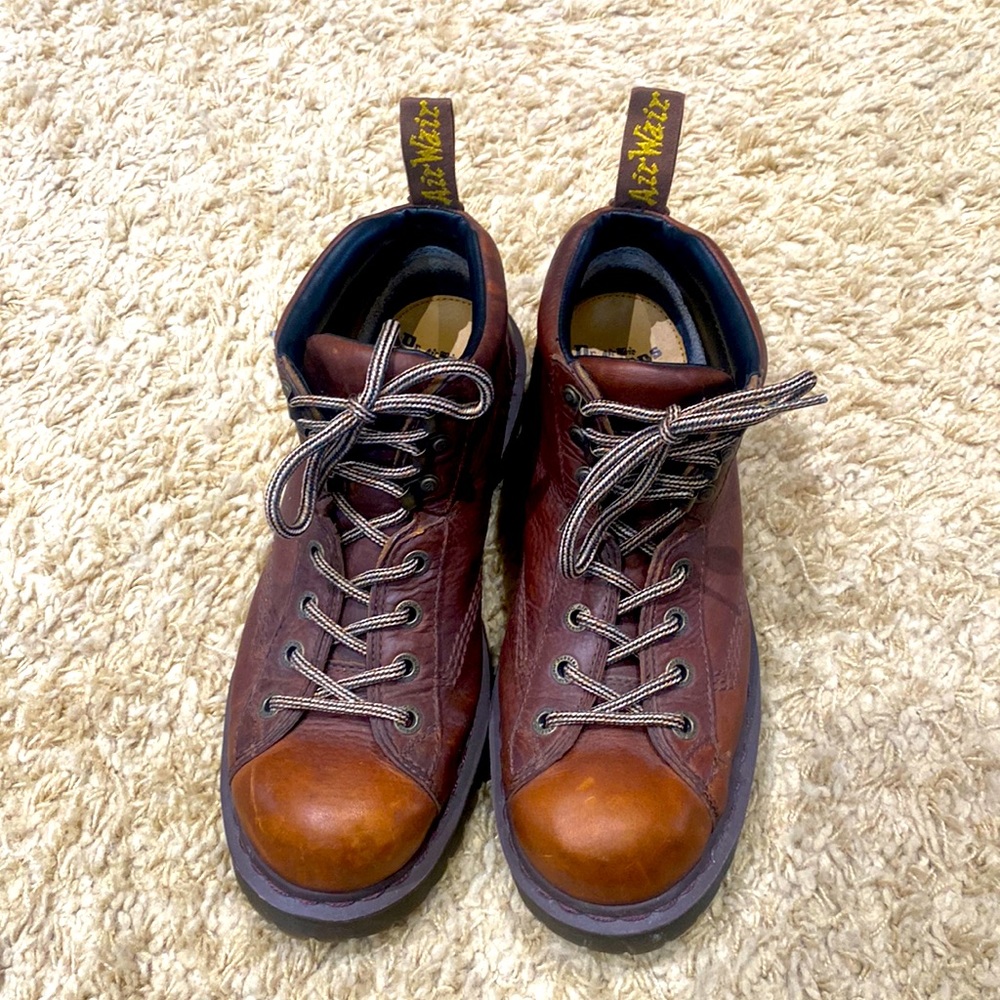 Dr. Martens Brown Leather Lace Up Low Top Boots style 8287